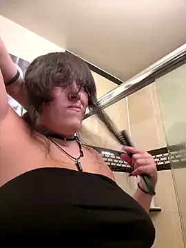 brendaliive – webcam model profile photo Image 4