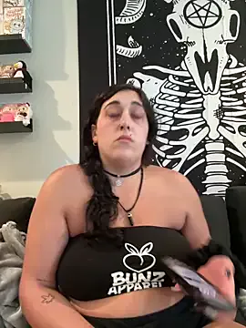 brendaliive – webcam model profile photo Image 9