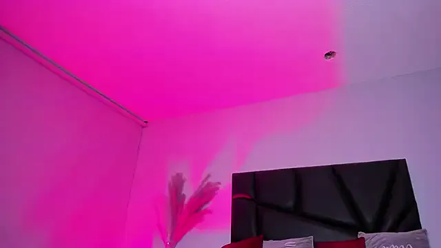 AlisaMoss – webcam model profile photo Image 16