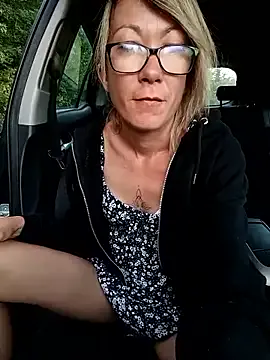 erokami36 – webcam model profile photo Image 4