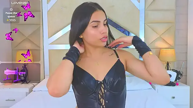 RachelRaxxx – webcam model profile photo Image 13