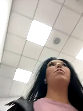 PrincessOPoison – webcam model profile photo Image 10