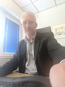 -satomi-jp – webcam model profile photo Image 10