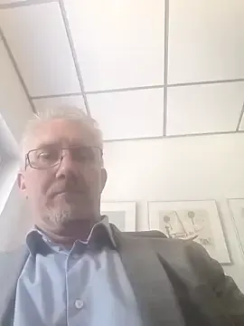 -satomi-jp – webcam model profile photo Image 11