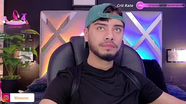 EvelyneFlirtyMilf – webcam model profile photo Image 11