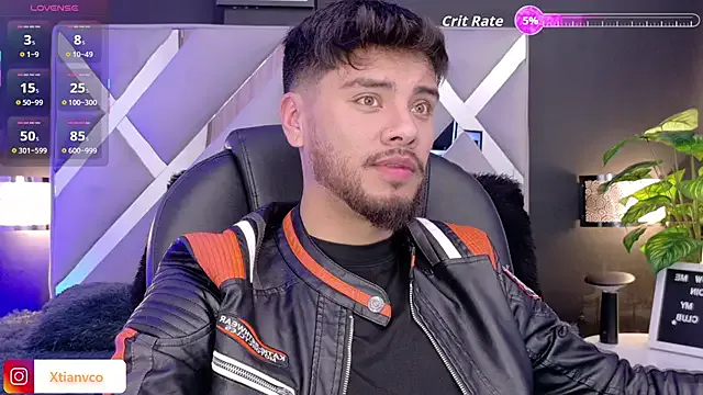 EvelyneFlirtyMilf – webcam model profile photo Image 18