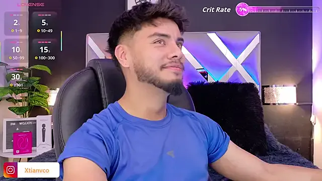 EvelyneFlirtyMilf – webcam model profile photo Image 8