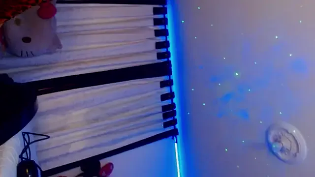 Brianna_White – webcam model profile photo Image 4