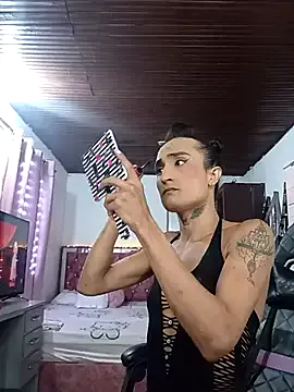 OctaviaFelicity – webcam model profile photo Image 15