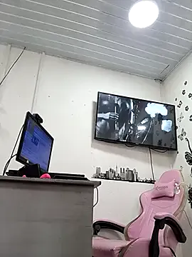 -BalanCe- – webcam model profile photo Image 4