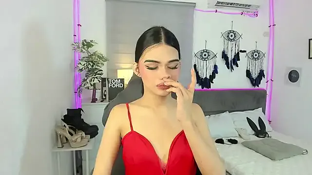 TastyTiffy – webcam model profile photo Image 6