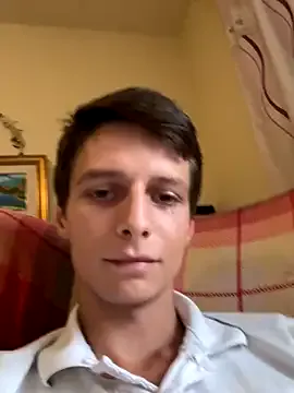 TurOnyou – webcam model profile photo