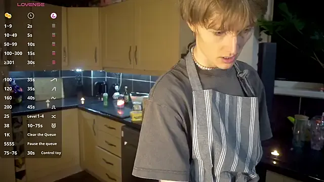 tayler_luke – webcam model profile photo Image 14