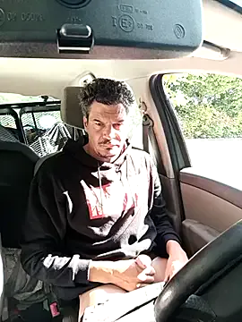 LustInShadows – webcam model profile photo Image 2