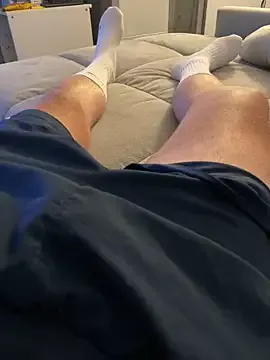 laura_collins – webcam model profile photo Image 2