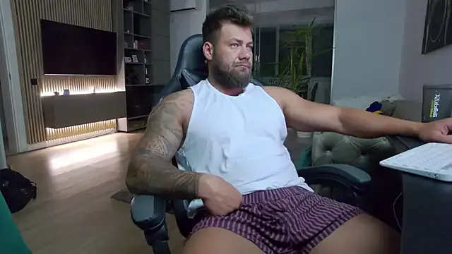 SkySmith – webcam model profile photo Image 6