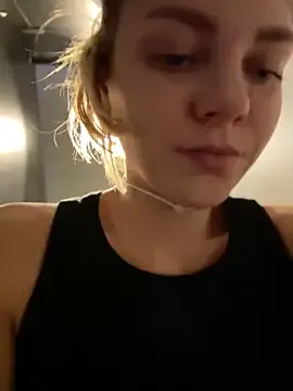 Cameron_April – webcam model profile photo Image 16