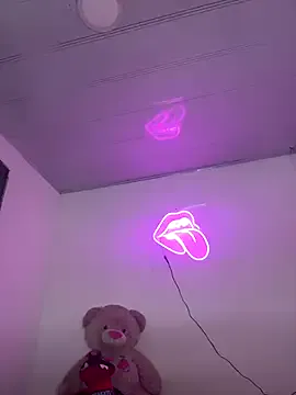 yuuhichan – webcam model profile photo Image 2