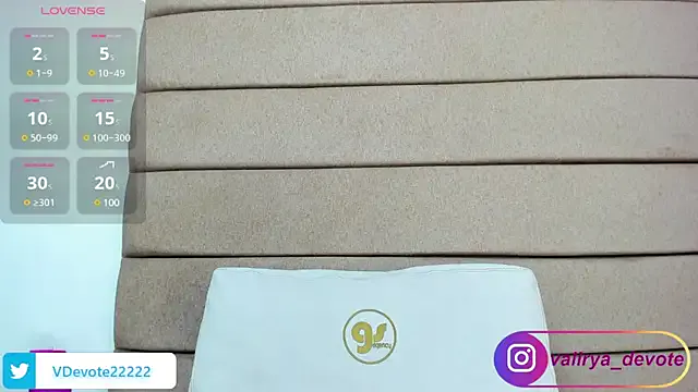 EliTorres – webcam model profile photo Image 4