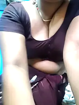 KatyPeach – webcam model profile photo Image 14