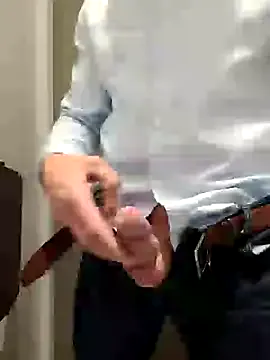 MonserrateGill – webcam model profile photo Image 7