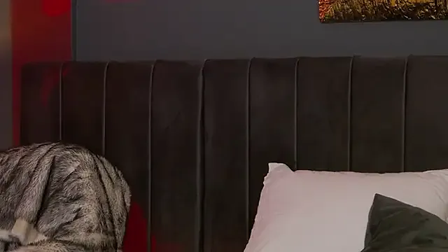 Jazmincole – webcam model profile photo Image 9