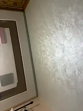 SerenaWolf – webcam model profile photo Image 3