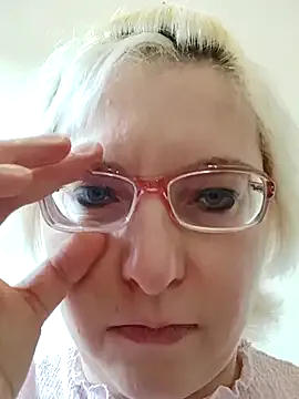 JoiDivision – webcam model profile photo Image 19