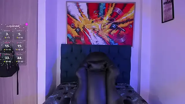 MISIRINN – webcam model profile photo Image 7