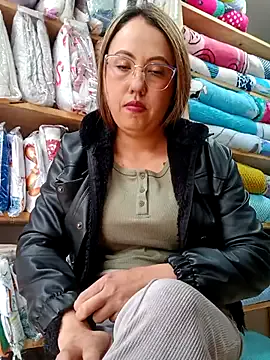 Artemisia – webcam model profile photo Image 7