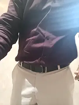 Bryan_500 – webcam model profile photo Image 12