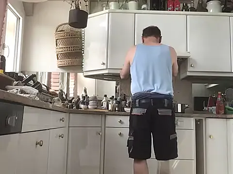 MrTemptations – webcam model profile photo Image 2