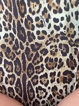 Wet-Pussycat Image 17