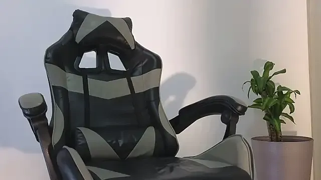 JadeHillss – webcam model profile photo Image 17