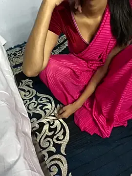 JadeViolet – webcam model profile photo Image 3