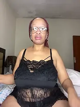 JoiDivision – webcam model profile photo Image 18