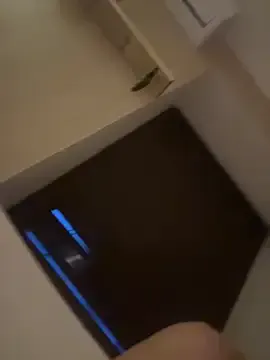 OrlaMonroe – webcam model profile photo Image 9