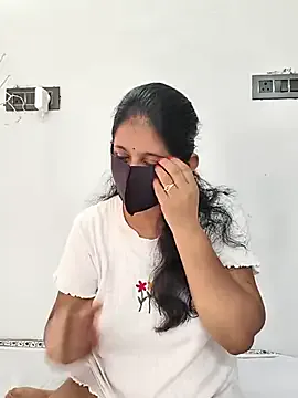 KarimeDiaz – webcam model profile photo Image 11