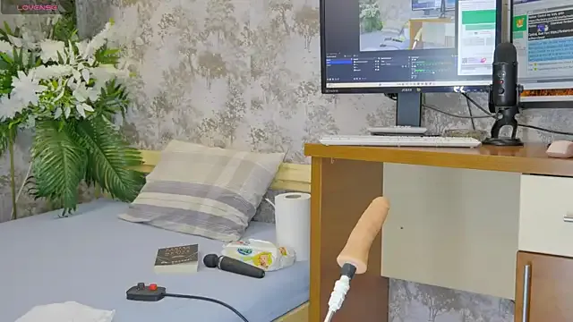 ItsEmmaFrost – webcam model profile photo Image 7