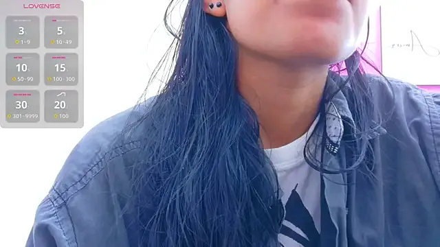 DeliaMarlow – webcam model profile photo Image 12