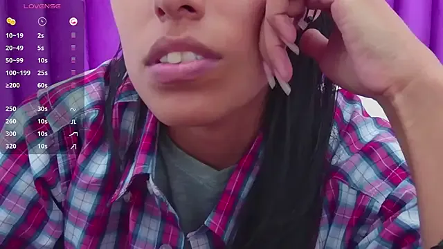 DeliaMarlow – webcam model profile photo Image 15