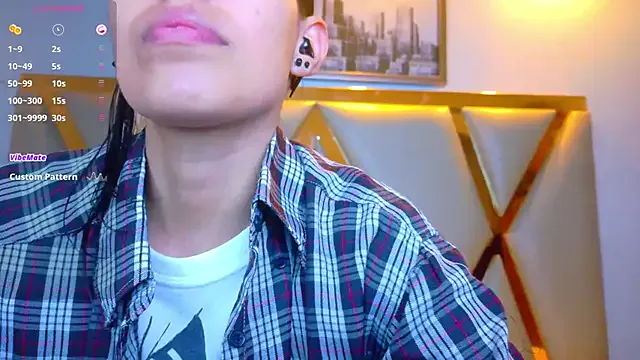 DeliaMarlow – webcam model profile photo Image 8