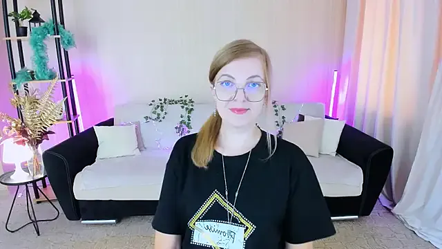 Bibabyblueeyes – webcam model profile photo Image 11