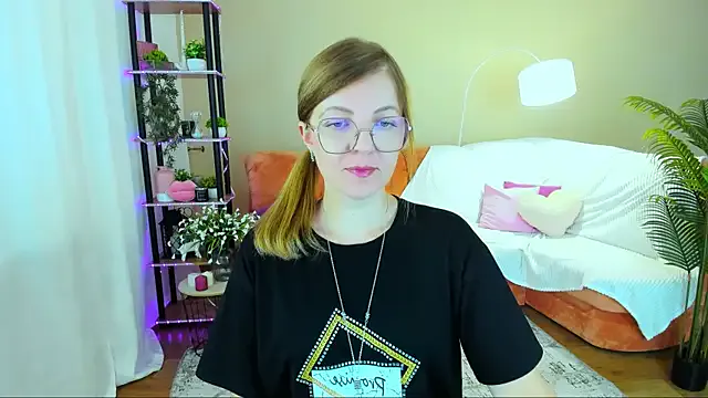 Bibabyblueeyes – webcam model profile photo Image 2