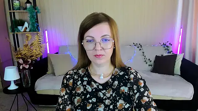 Bibabyblueeyes – webcam model profile photo Image 4