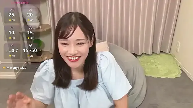 SunnyDesirexxx – webcam model profile photo Image 13