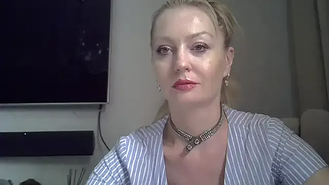 isabellaXclusive – webcam model profile photo Image 3