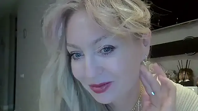 isabellaXclusive – webcam model profile photo Image 4