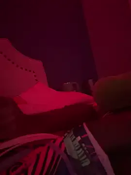 MonserrateGill – webcam model profile photo Image 3